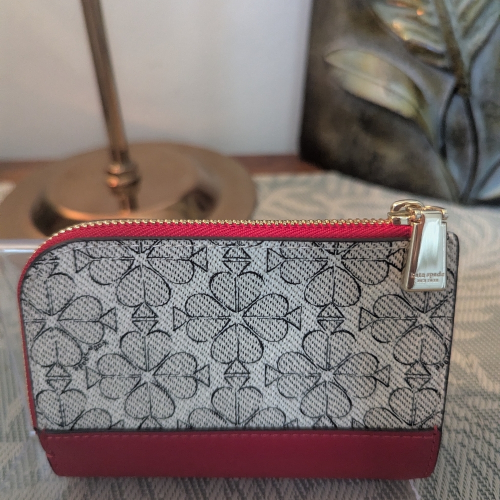 Kate Spade Flower Small Compact Wallet - Picture 13 of 13